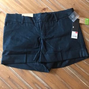 Mossimo Fit 3 Mid Waist&Straight Hip Shorts